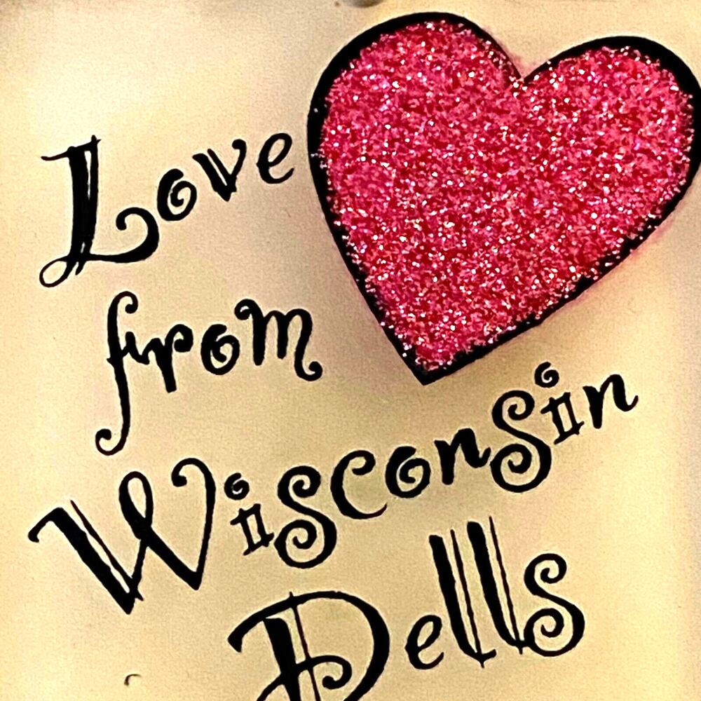 Wisconsin Dells Keychain Pink Glitter Heart Charm Single Sided Souvenir